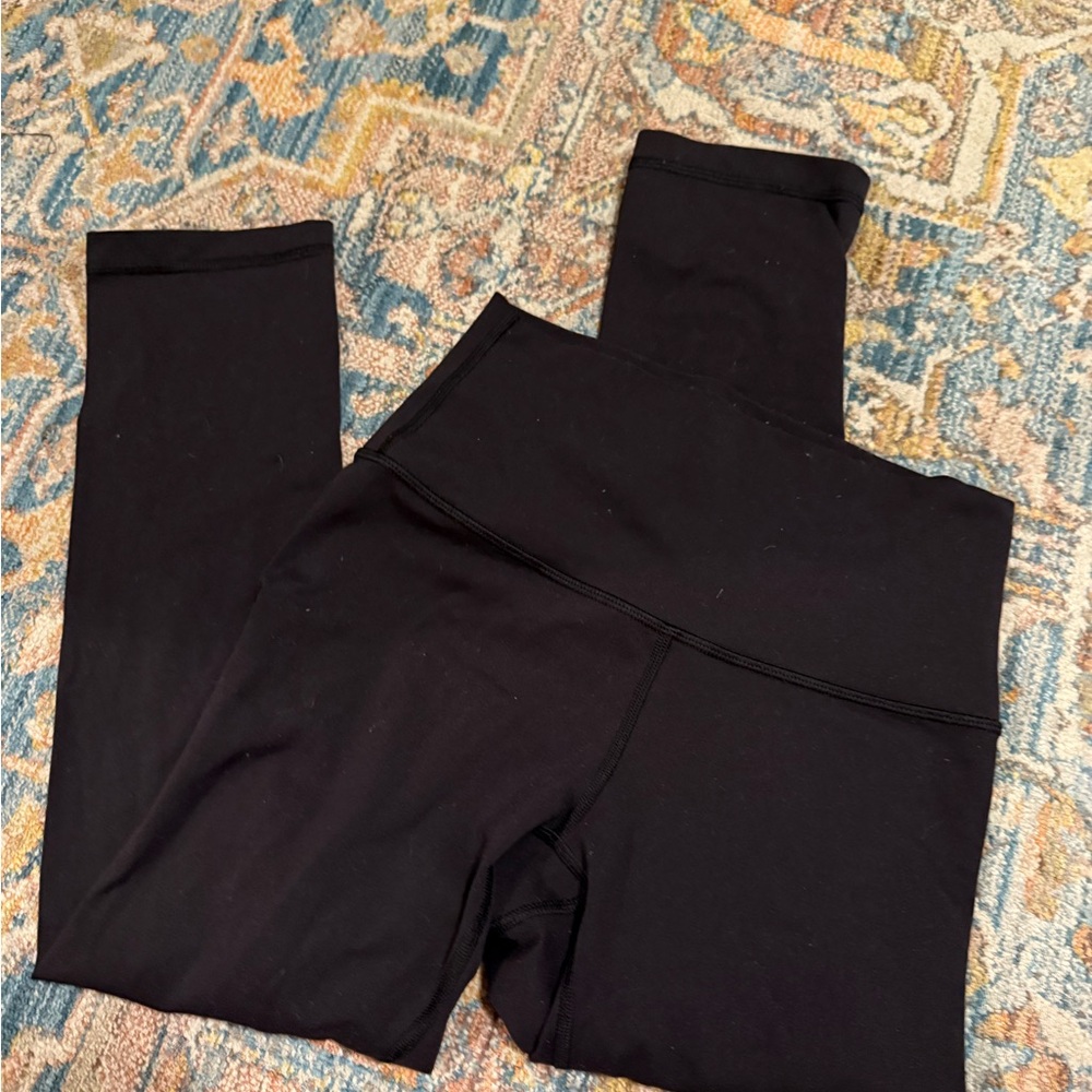 Lululemon black wonder under leggings